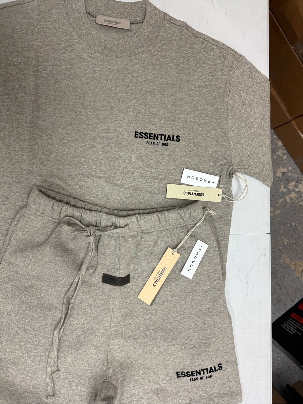 ESSENTIALS Fear of God Shorts & Tee Set - Dark Oatmeal Size S Brand New